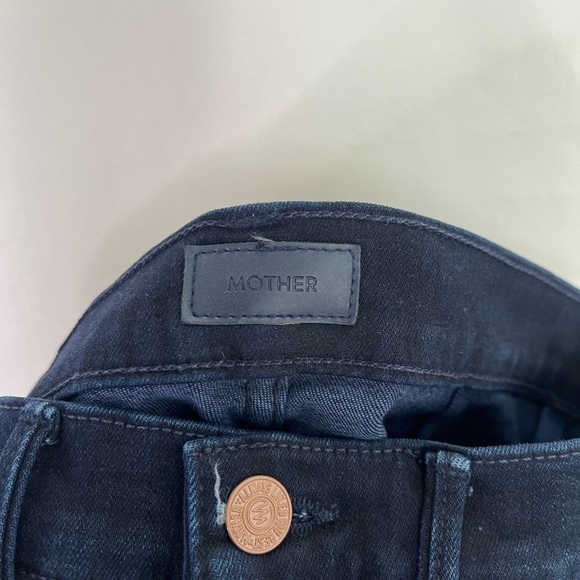 Mother Denim Slant Drama Long Dark Wash
Bootcut Jeans in After Party Size 26 - Picture 11 of 16